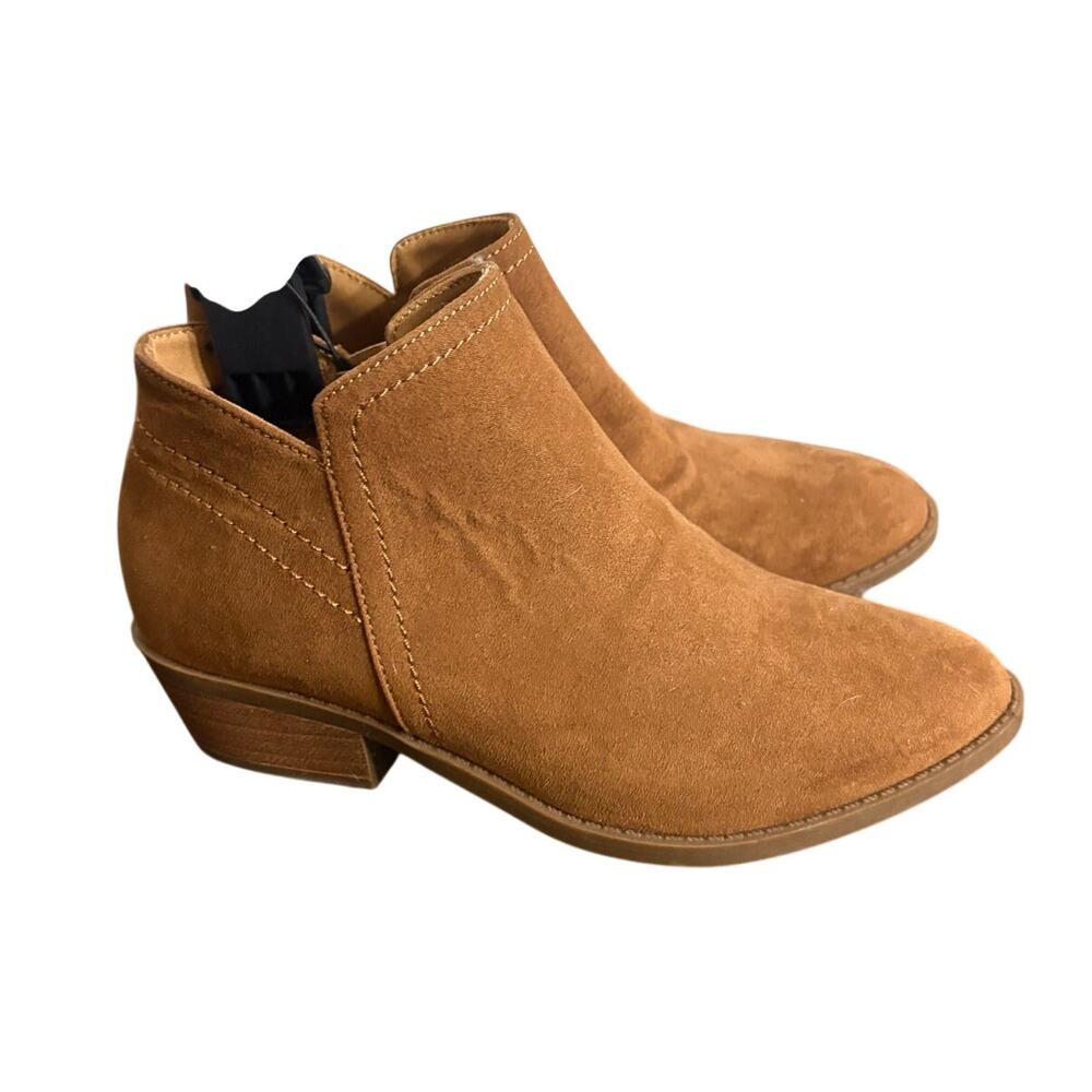 Time And Tru Women’s Brown Suede Ankle Booties 6 Western Low Heel Zip Casual NEW